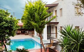 Stone House Hotel